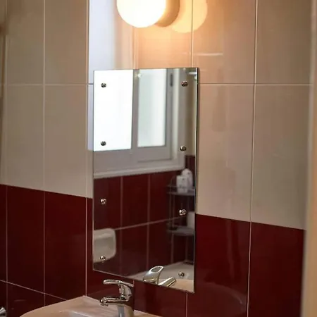 Persifonidisa * Peyia