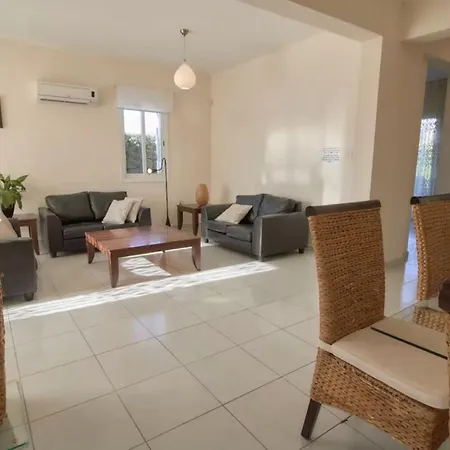 Holiday home Persifonia - 3br Family Retreat Near Coral Bay Peyia