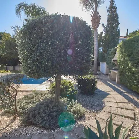 Persifonia - 3br Family Retreat Near Coral Bay Peyia