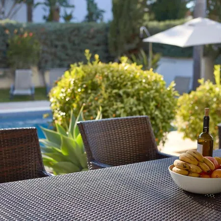 Persifonia - 3br Family Retreat Near Coral Bay *